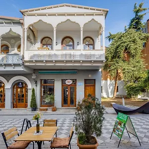  Апартаменты The Heart Of The Ancient District 3bd-2bath Apartament